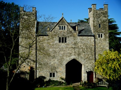 History of the Welsh Gatehouse at Moynes Court in Monmouthshire